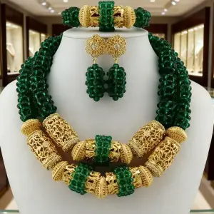 New design for African wedding jewelry set | Nigerian wedding jewelry with beads and African crystals